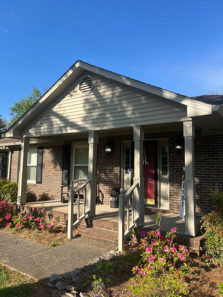 Pressure Washing for Comptons Painting LLC in Smyrna, TN