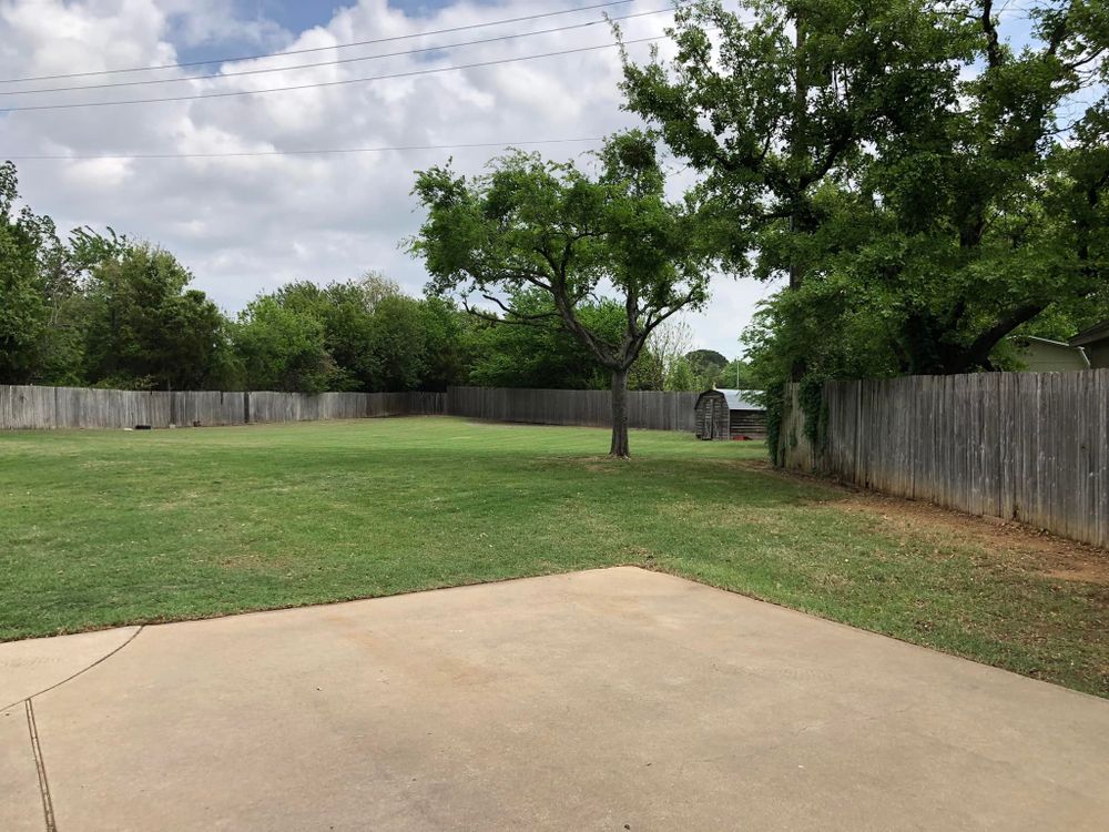 Landscaping for Rj’s Enchanted Gardens and Fencing LLC in Irving, TX