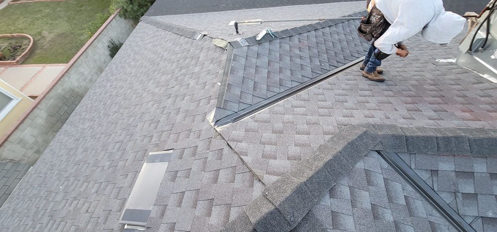 Roofing for Y&V Roofing Installation Maintenance and Repair Service in Palmdale, CA