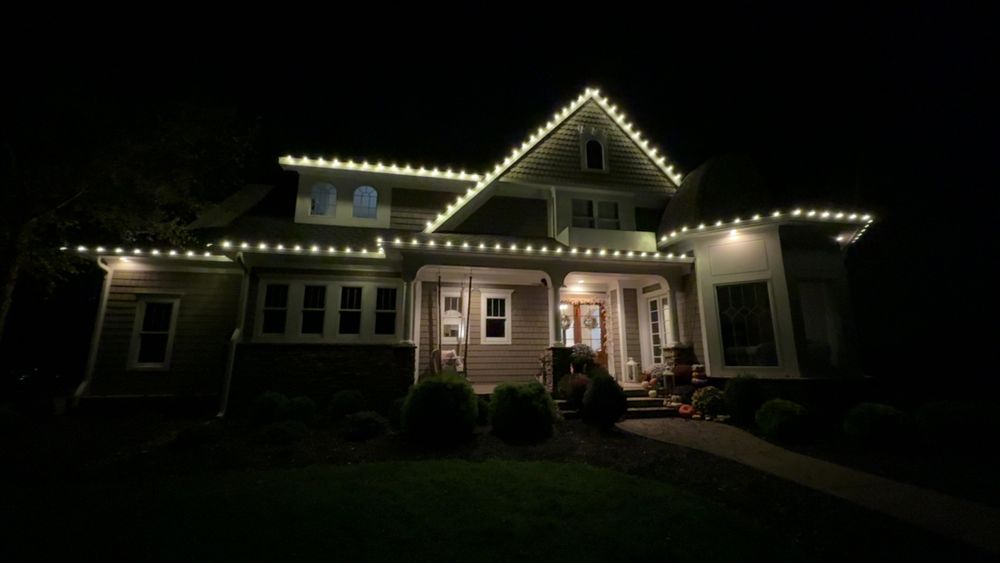 Christmas Light Installation Gallery for Bluegrass Brothers Exterior Services LLC in Elizabethtown, KY