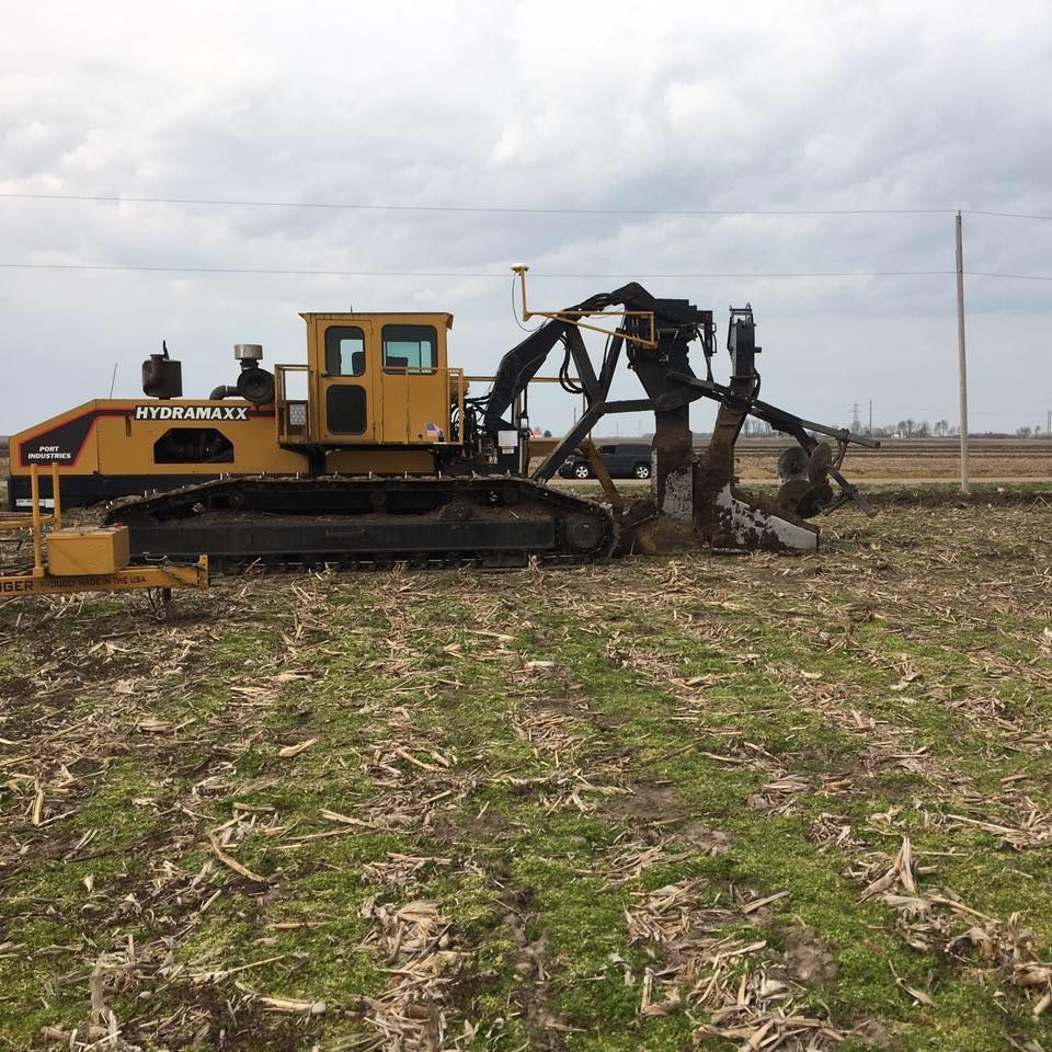 Excavating for Bro-Mac & Sons in Springfield, Illinois