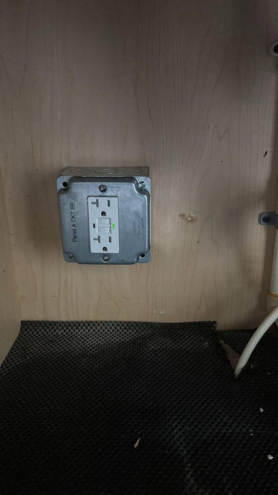 All Photos for Manny’s 407 Electric Inc in St. Cloud, FL