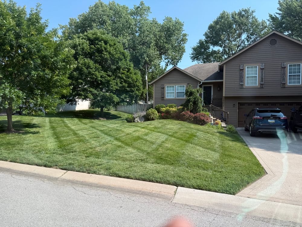 All Photos for Elite Lawn Care Solutions in Leavenworth, KS
