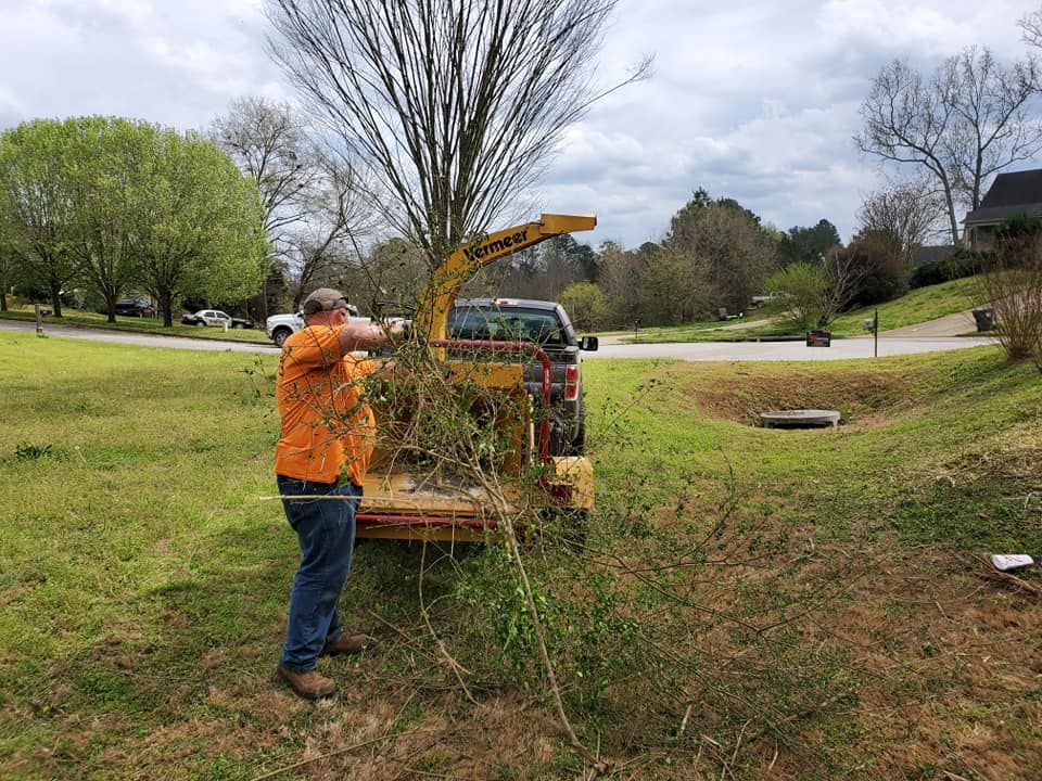 Hendrix Family Landscaping team in Dallas, GA - people or person