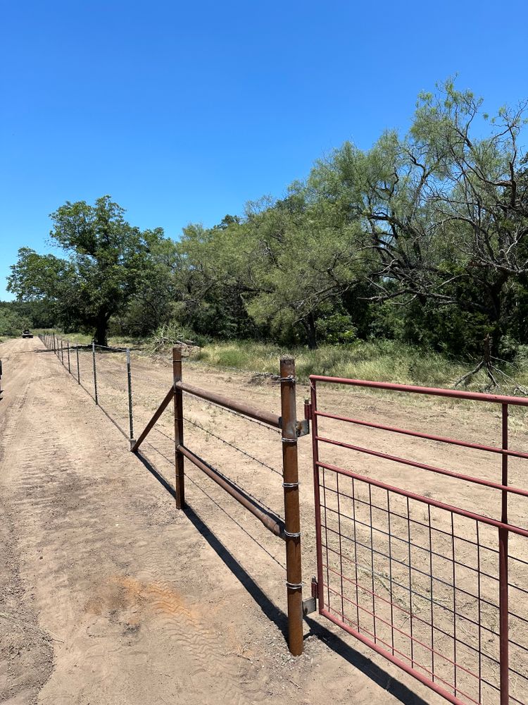 All Photos for 5-7 Fencing & Construction in Madisonville, TX