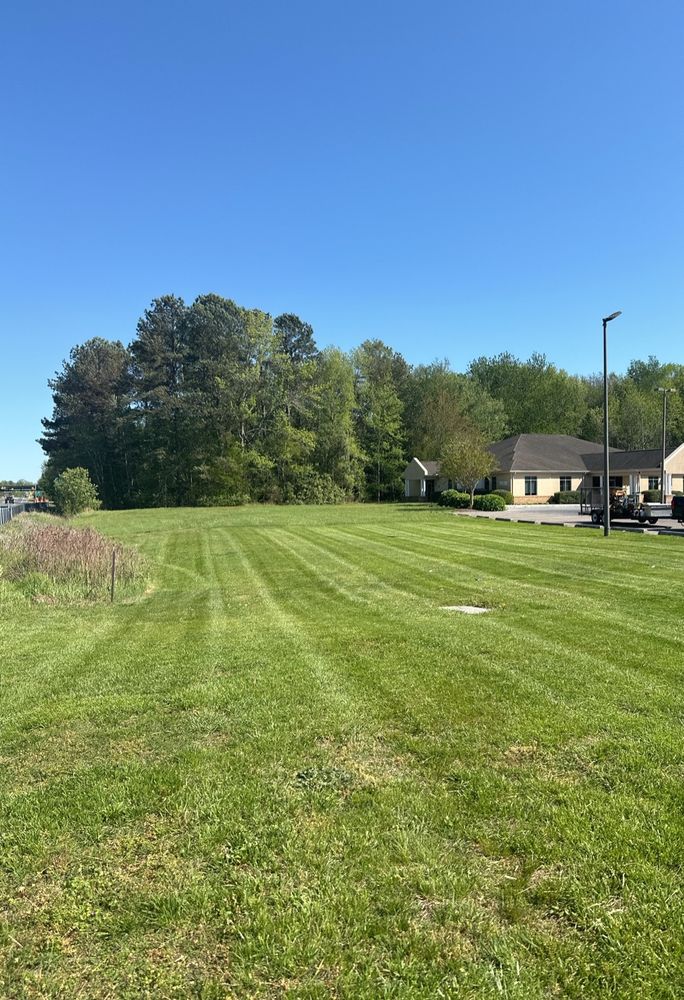 All Photos for Alex’s Grass Care in Salisbury, MD
