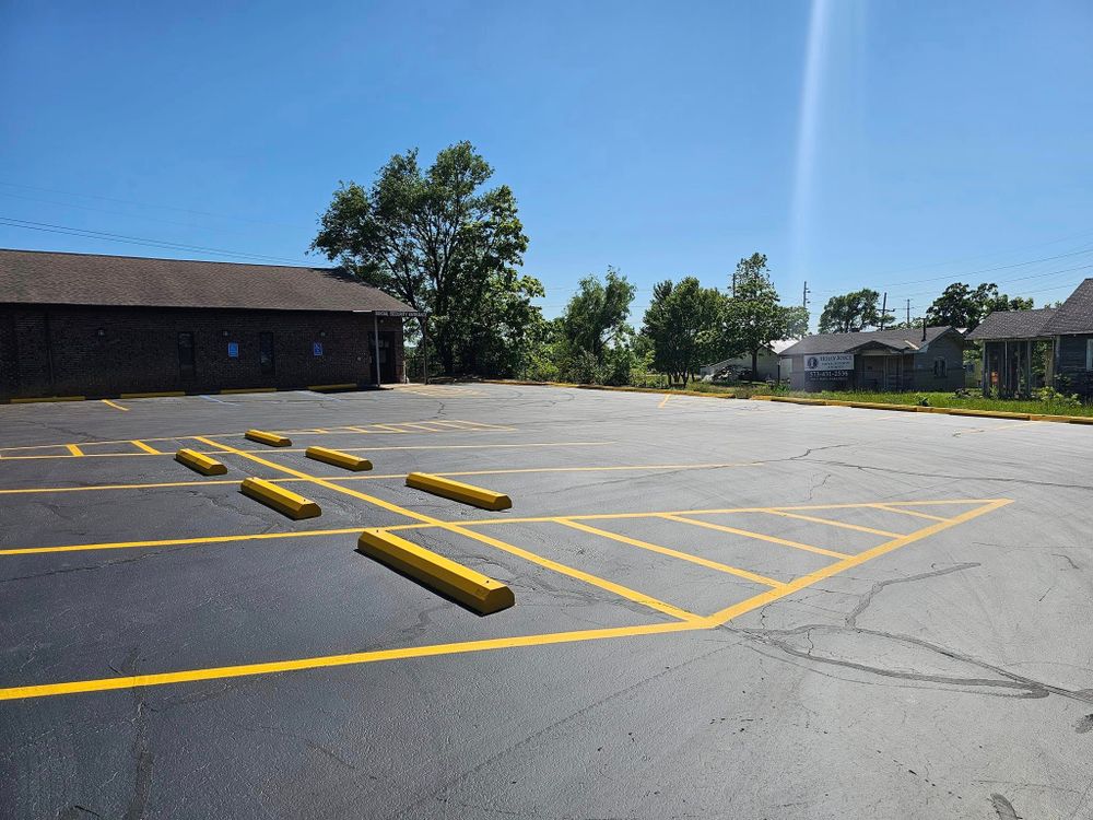 Asphalt and Paving for Fine Line Striping in Jackson, MO