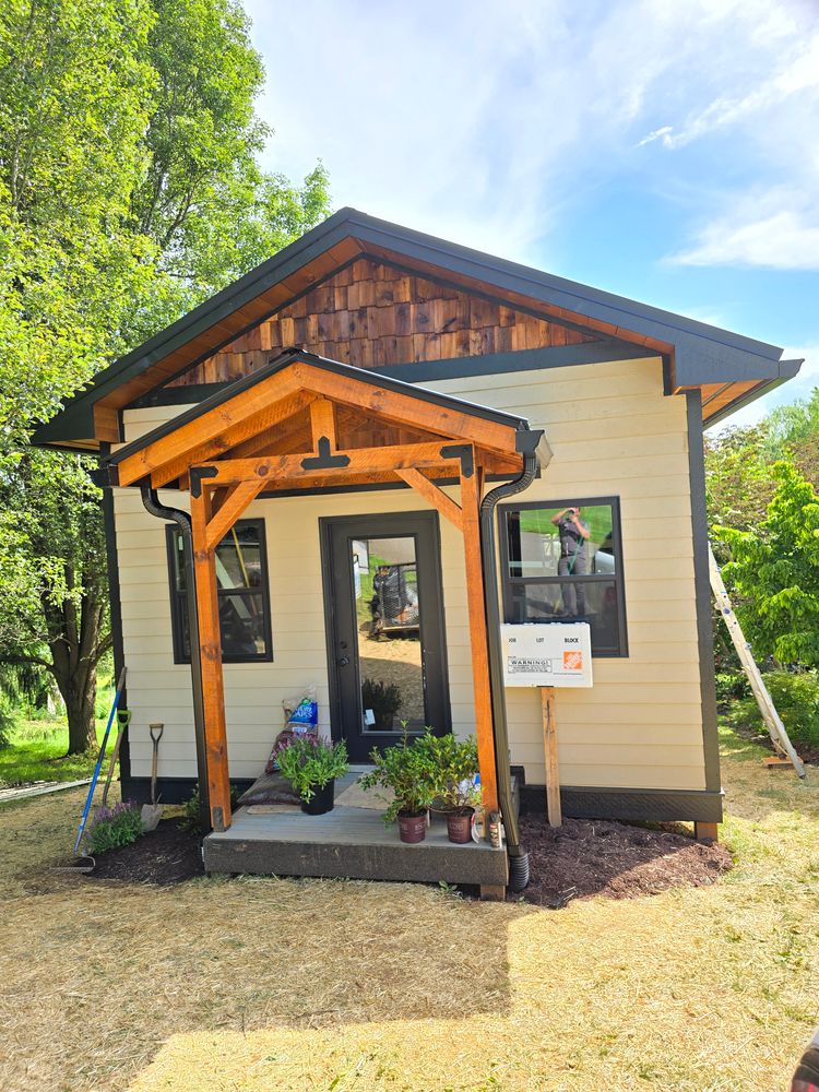 All Photos for Dotson Seamless Guttering LLC in Mars Hill, NC