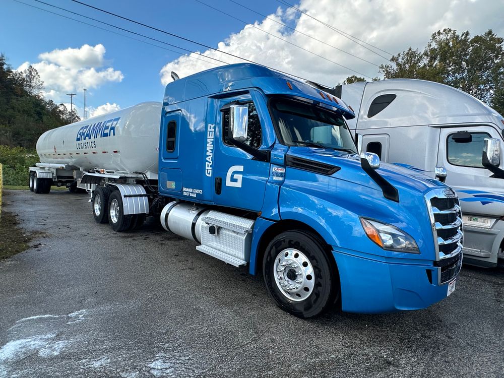 Fleet Washing for 5 Star Hot Wash Services in Ashland, KY