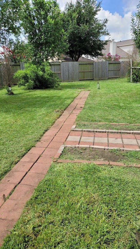 All Photos for T.W. Lawn Care in Pearland, TX