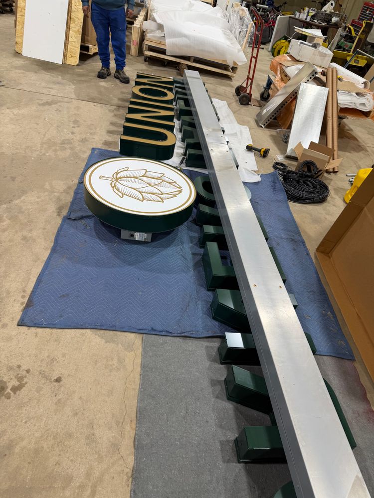 All Photos for MTZ Signs in Janseville, WI