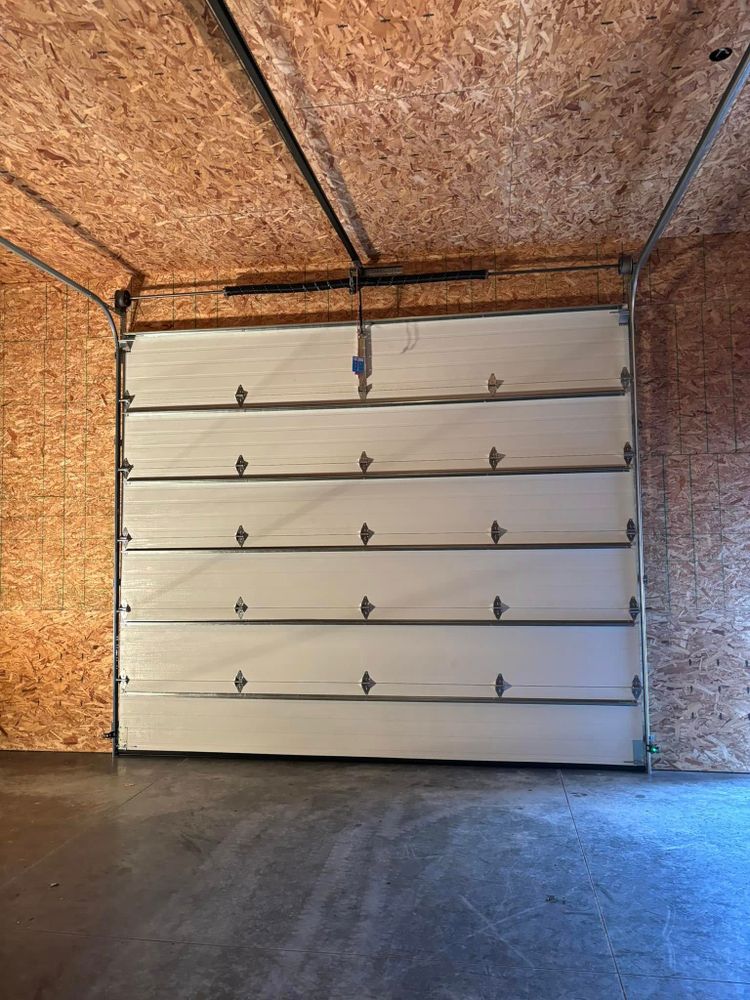 Service for Salmon River Garage Door LLC in Challis, ID