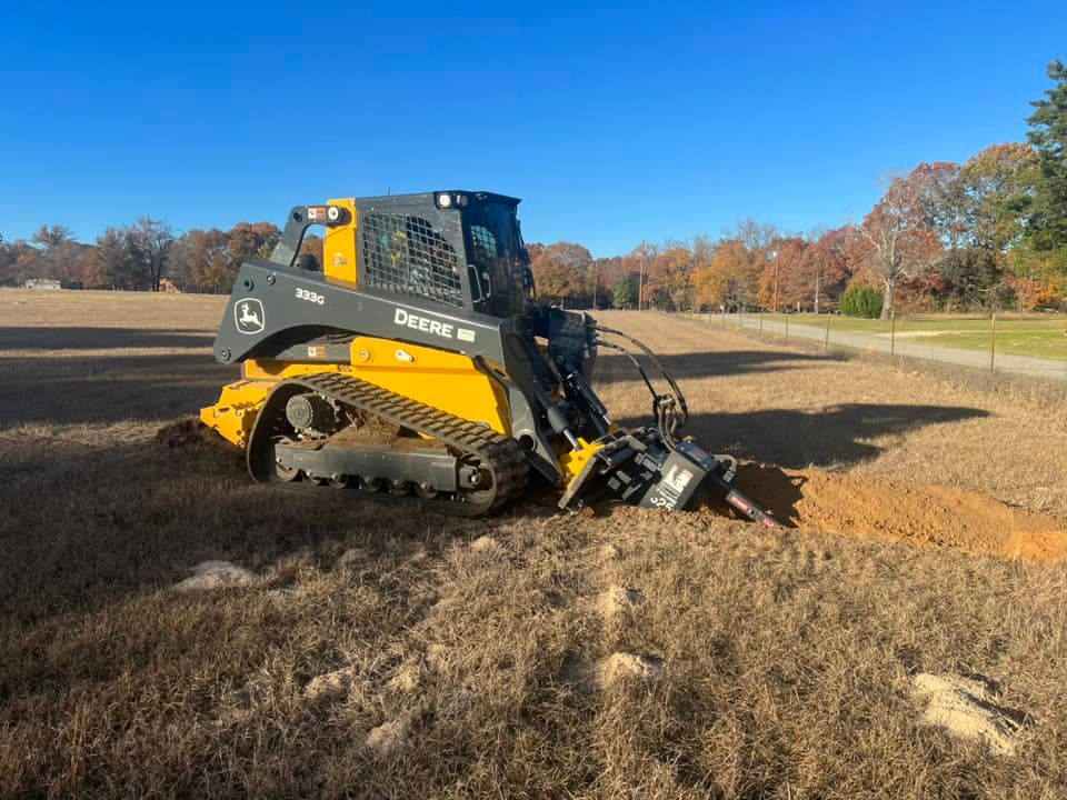 Mowing for Mohon Mowing & Fence in Gladewater, TX