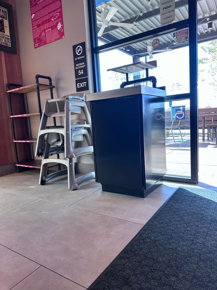 Raising Cane’s Hanford, CA for Gold Eagle Painting in Fresno, CA