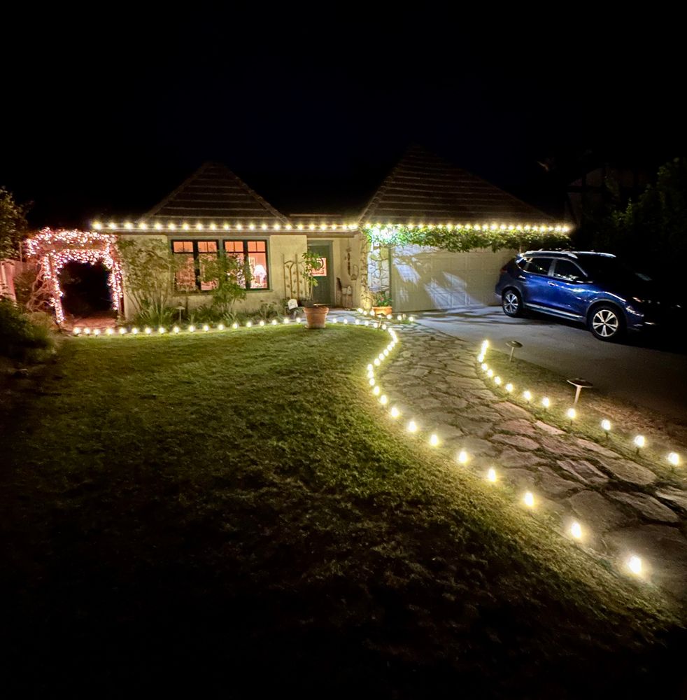 Holiday Lighting for Elite Shine Property Services: The #1 Choice for Window & Exterior Cleaning in South OC in Orange county, CA