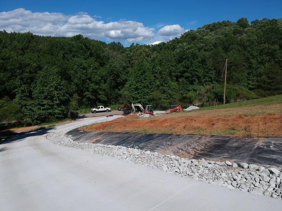 All Photos for Leal’s Lawn Service in Dayton, TN