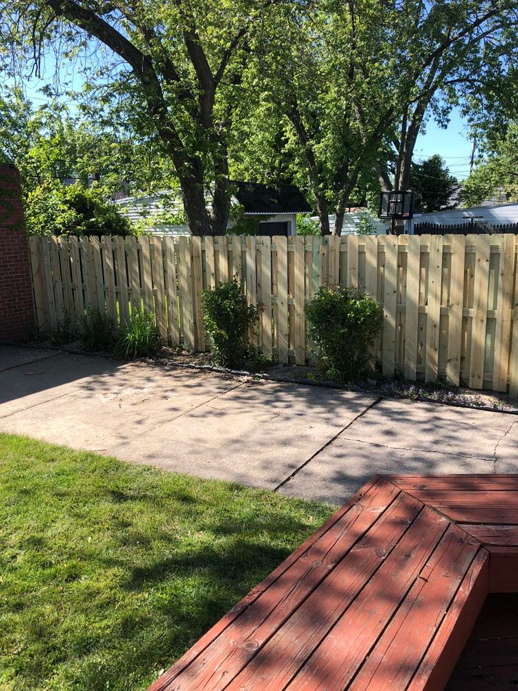 Fences for Daishaun Fencing in Shaker Heights, OH