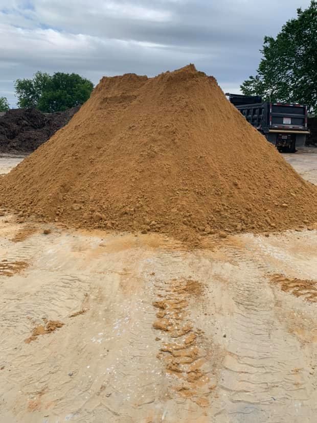 Dirt Work for Sand And Gravel Solutions in Nevada, TX