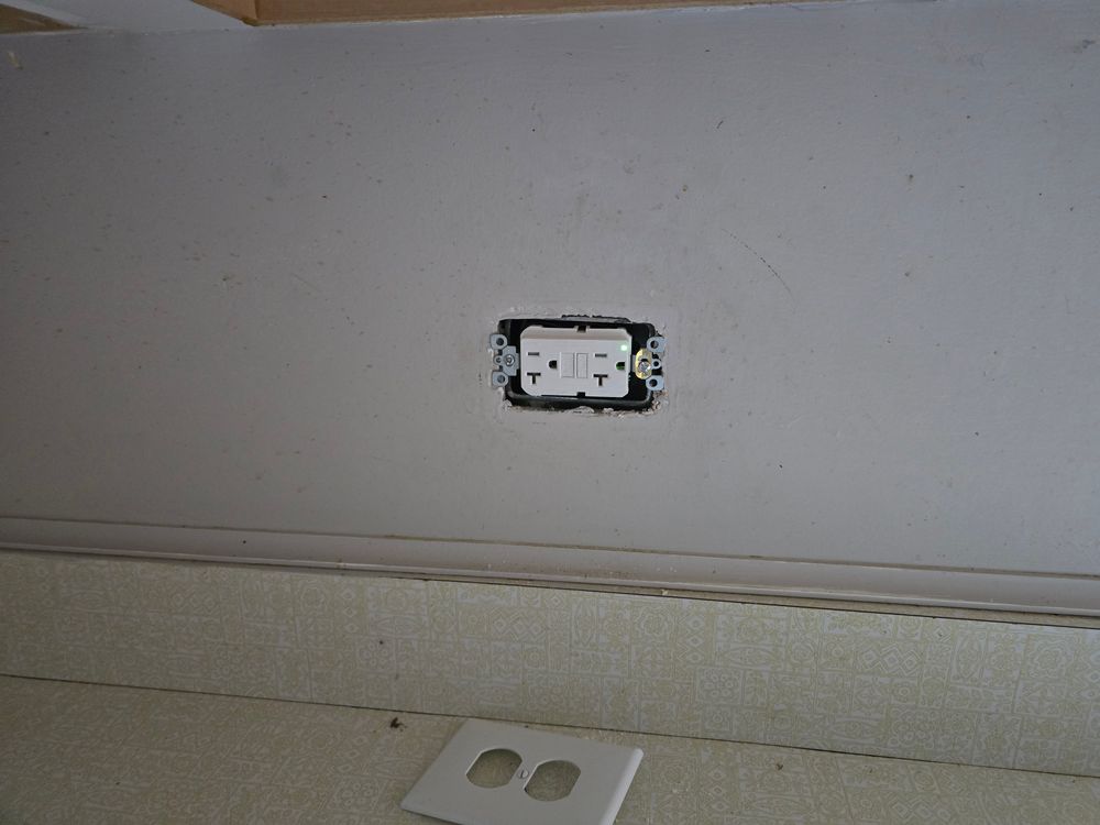 All Photos for Grunt Electric in Bensenville, IL