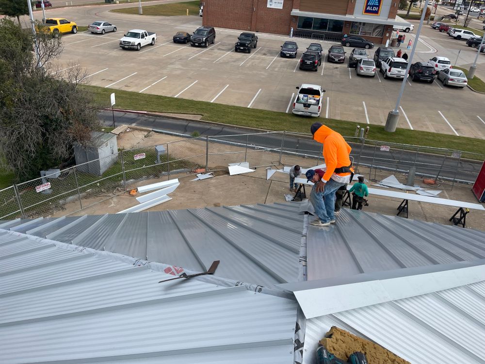Pantengo,Tx Standing Seam Metal job  for Double RR Construction in Royse City, TX