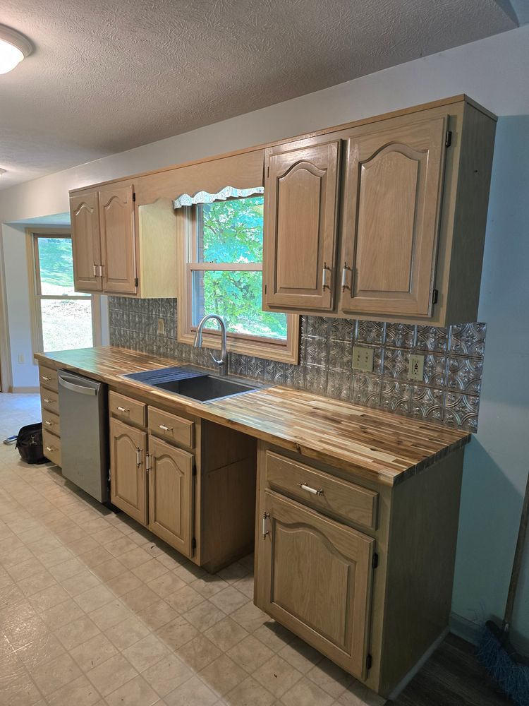 All Photos for The Handyman Viking in Dandridge, TN