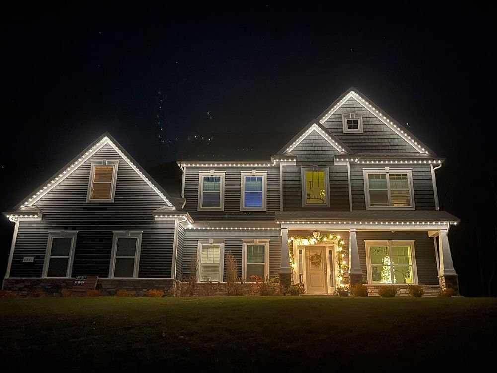 Holiday Lighting for Cutting-Edge Permanent Lighting in Lansing, MI