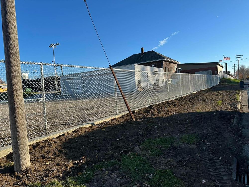 Fence Installation for Illinois Fence & outdoor co. in Kewanee, Illinois