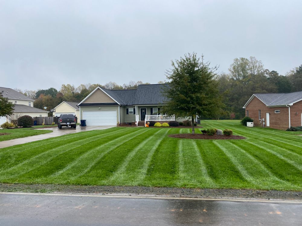 All Photos for Gallimore’s Lawn Care in Thomasville, NC