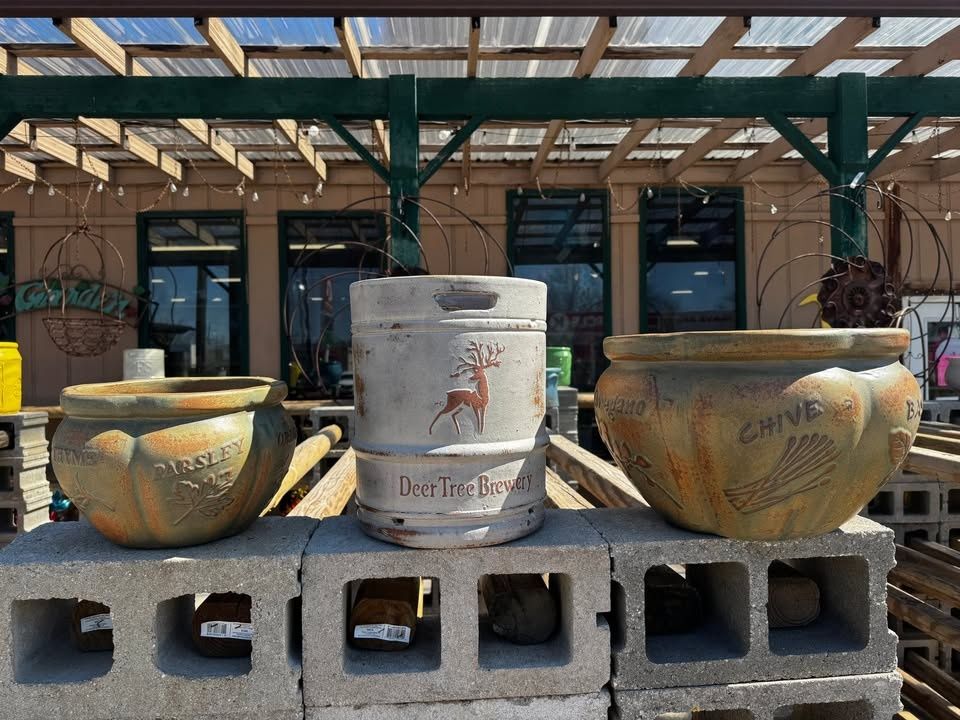 All Photos for Mayfield Landscaping in Staunton, IL