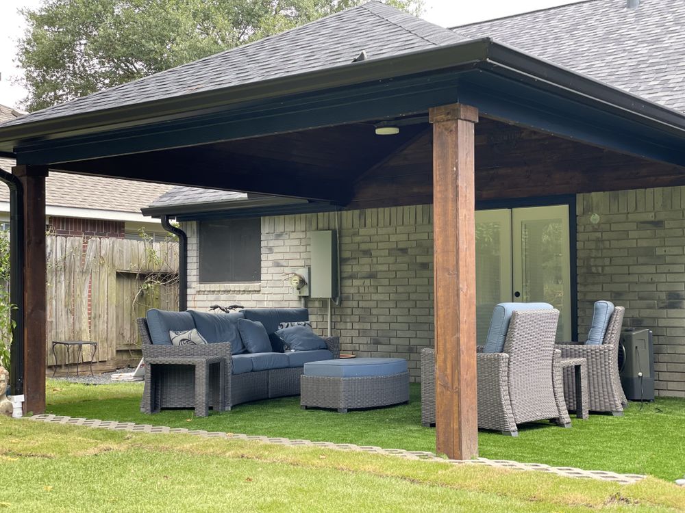 Outdoor Features for Atlas Land Design in Creekside Park, TX