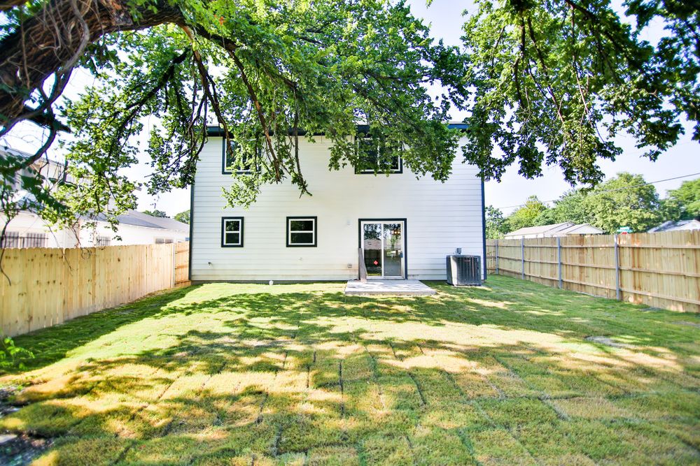 All Photos for Cincero Homes in Cedar Hill, TX