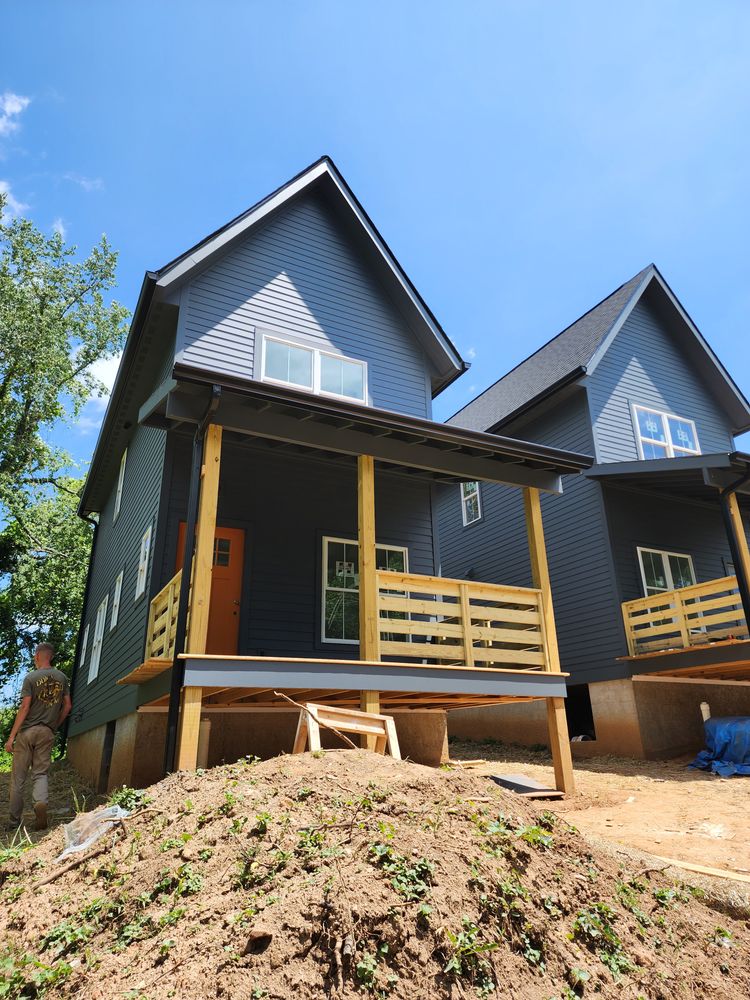 All Photos for Dotson Seamless Guttering LLC in Mars Hill, NC