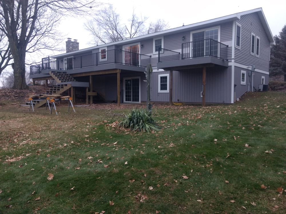 Deck for Squids Roofing Inc in Cutlerville, MI