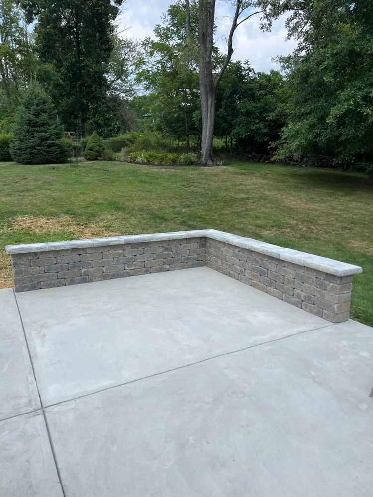 Outdoor Kitchens & Living Spaces for Henney’s Custom Hardscapes in Canonsburg, PA