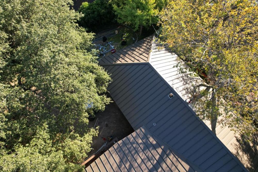 Roofing for M&H Metal and Roofing LLC  in Corsicana, TX