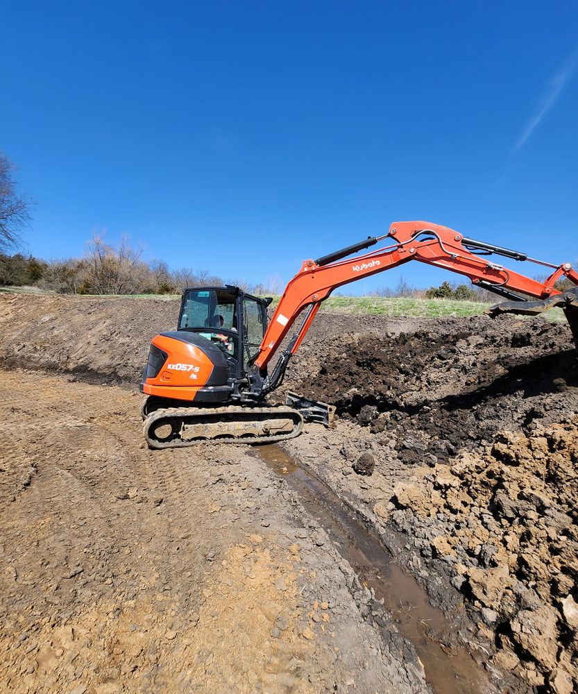 Excavating for Kelly’s Excavating and Dirt Work in Kansas City,, MO