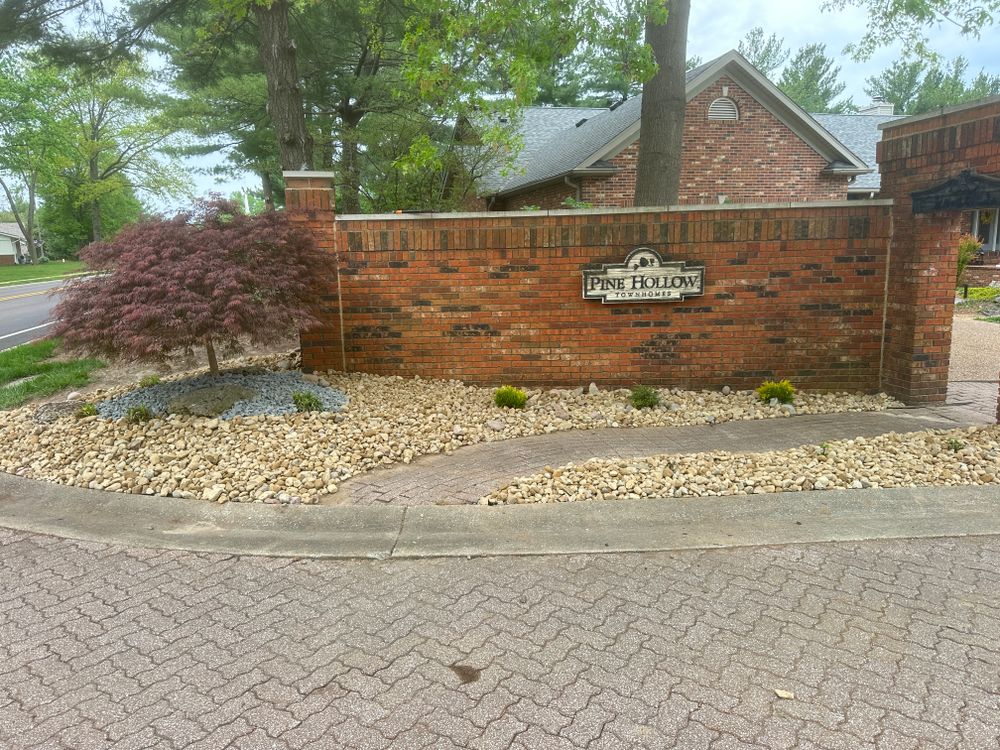 All Photos for Mayfield Landscaping in Staunton, IL