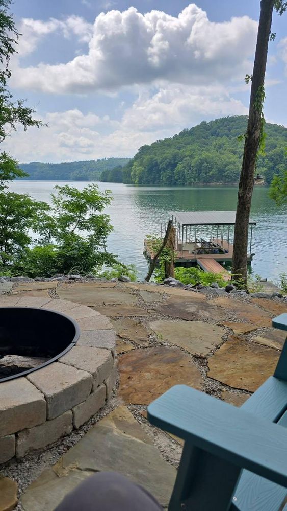 All Photos for Williams Lawn and Land in Sharps Chapel, TN