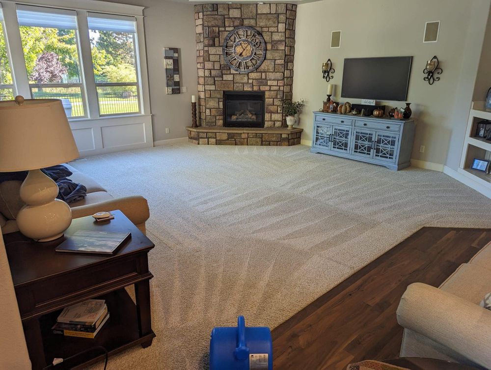 All Photos for Lloyd Carpet Cleaning in Lake Dallas, TX