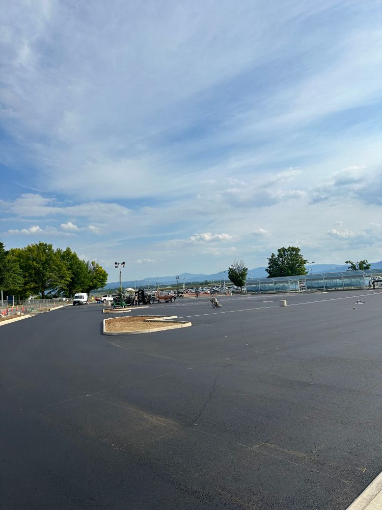 Asphalt and Paving for James R Carter Paving in Roanoke, VA