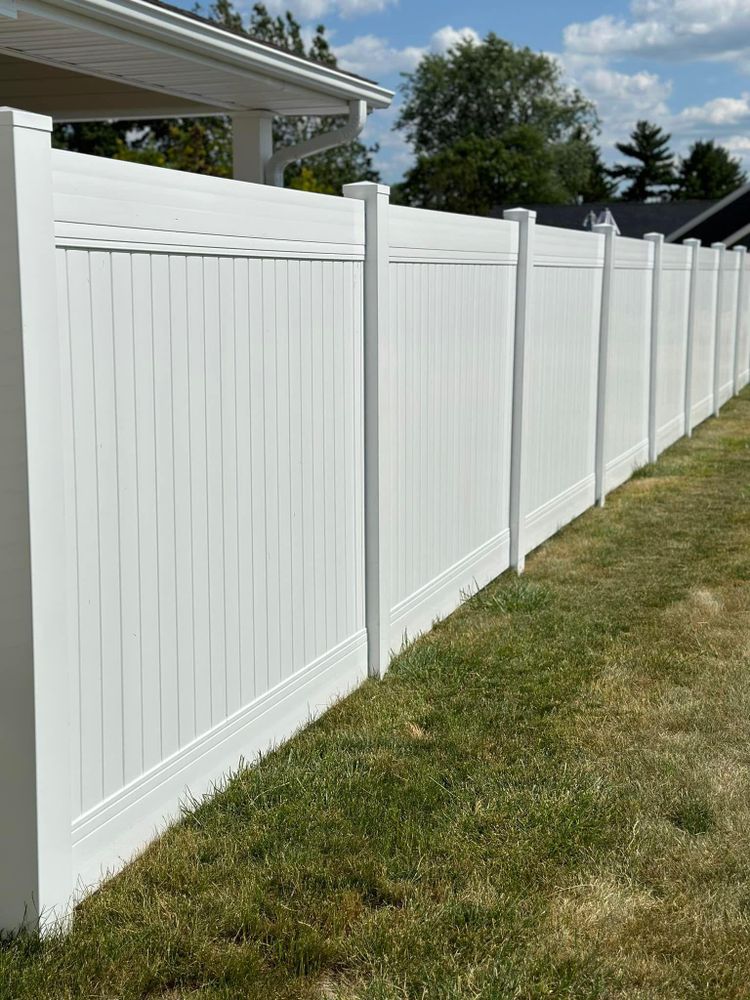 Fence Installation for Illinois Fence & outdoor co. in Kewanee, Illinois