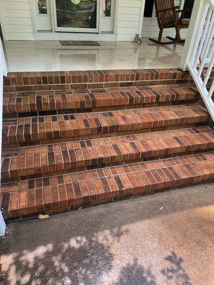 Brick cleaning for JB Applewhite's Pressure Washing in Anderson, SC