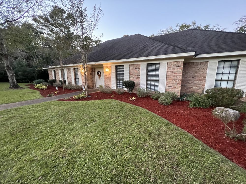 Our Mulch Installation service provides homeowners with a beautiful, finished look for their landscaping. We offer a variety of mulch colors to choose from, and our experienced professionals will install it perfectly for you. for Poarch Creek Landscaping in Santa Rosa Beach, FL