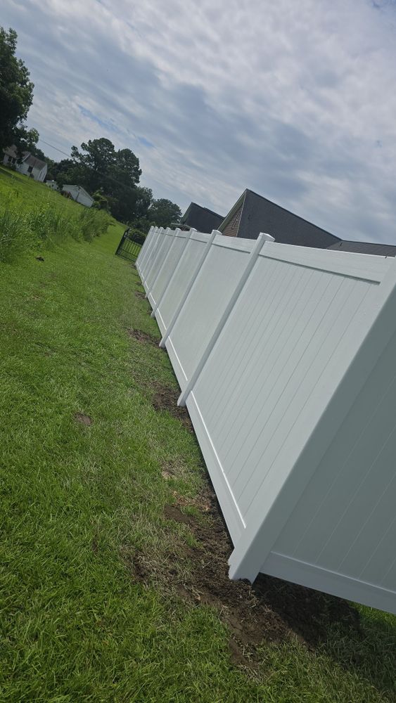 Fences for J&B Decks and Fencing in Goldsboro, NC