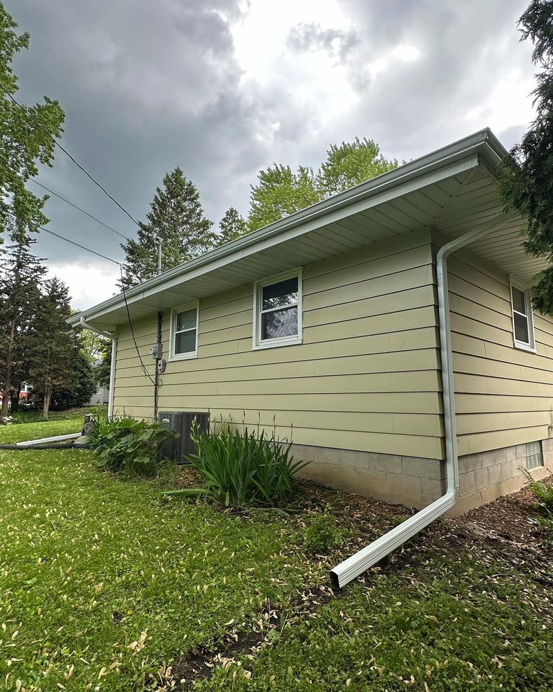 All Photos for Precision Gutters LLC in West Allis, WI