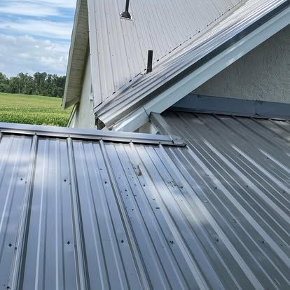 Our Metal Roofs service offers durable, energy-efficient solutions designed to withstand harsh weather conditions while enhancing your home's curb appeal with a variety of styles and colors to suit your taste. for Eachus Enterprises LLC in Lebanon, IN