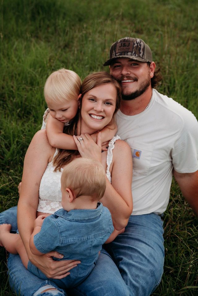 J&J Hauling and Outdoor LLC  team in Fayetteville, GA - people or person