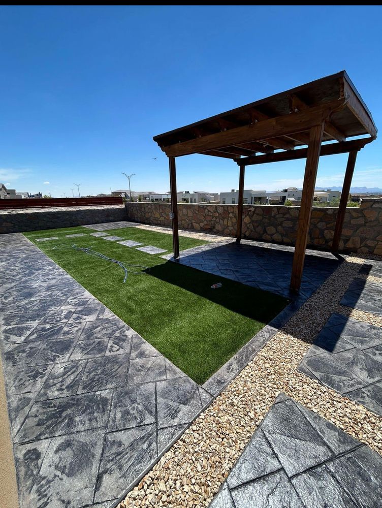 Landscaping for Inova Hardscape in El Paso, TX