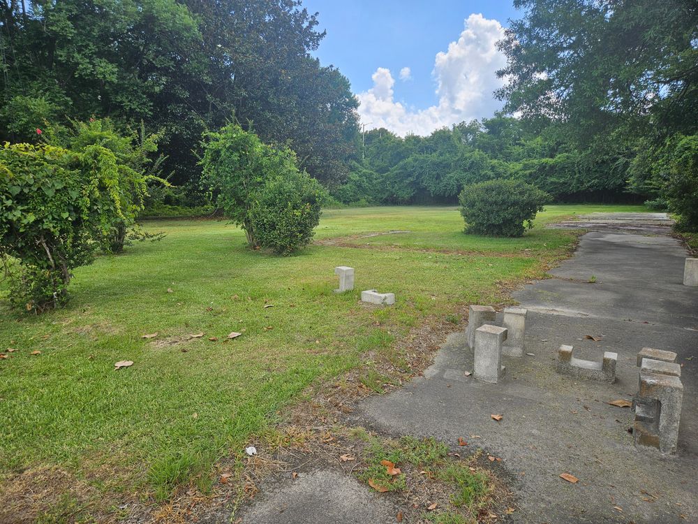 All Photos for Just Mow and Go Lawn Service in New Bern, NC