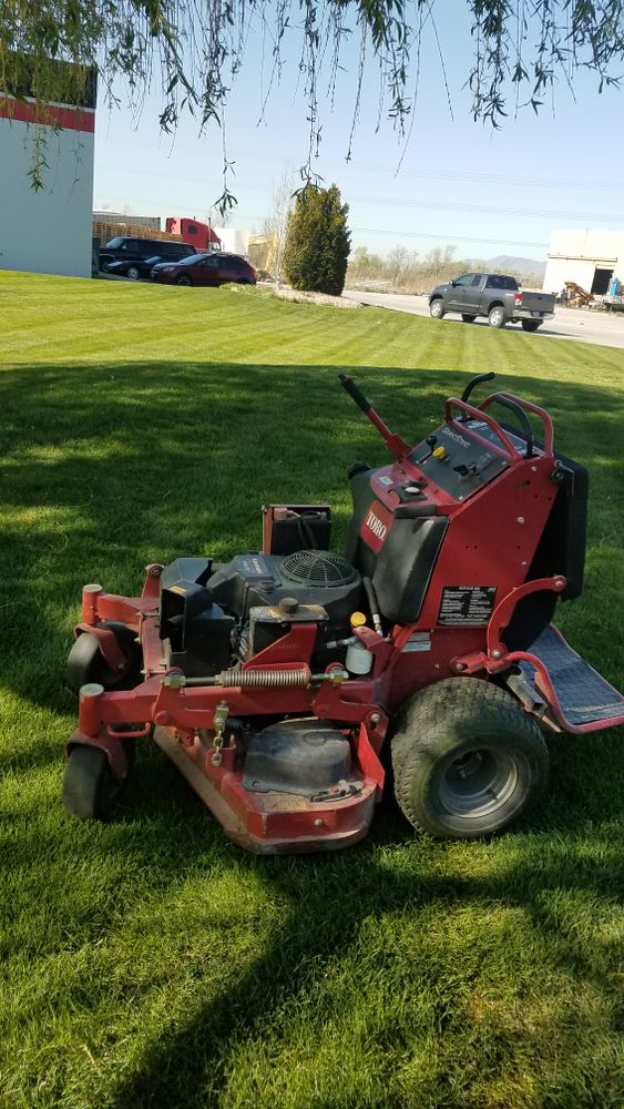 All Photos for Platinum Lawn Service in Santaquin, UT